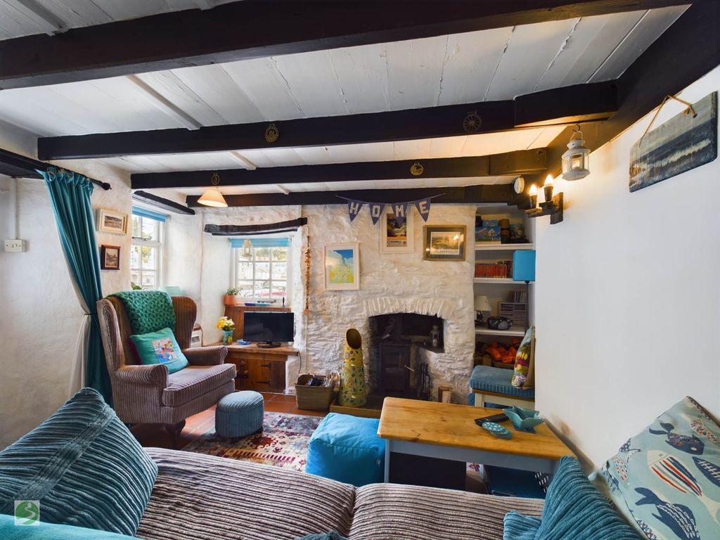 Property photo 2 of 16