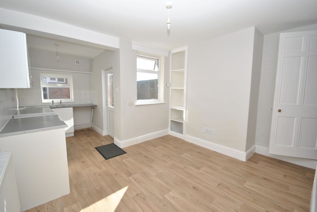 Property photo 2 of 10 Dsc_0010