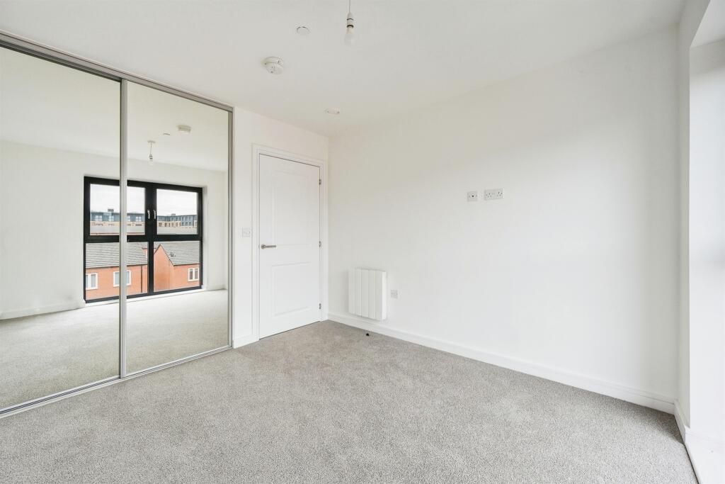 Property photo 3 of 11 Image