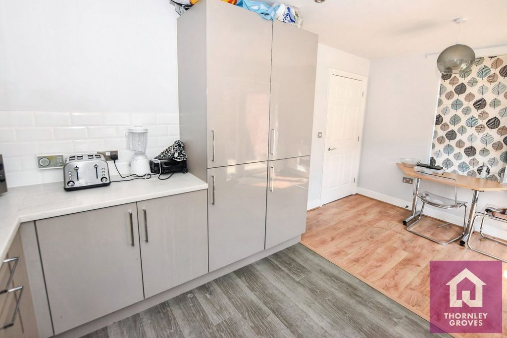 Property photo 3 of 10 Picture No. 40