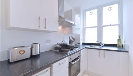 Property photo 3 of 5 Kitchen