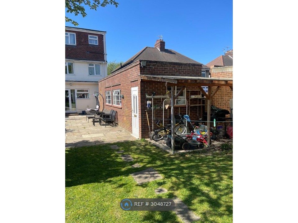 Property photo 3 of 16