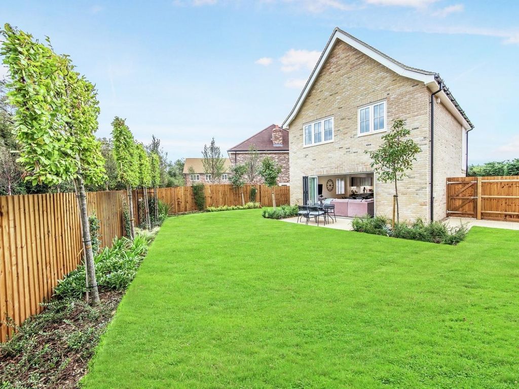 Property photo 3 of 18 The Elms, Number 4