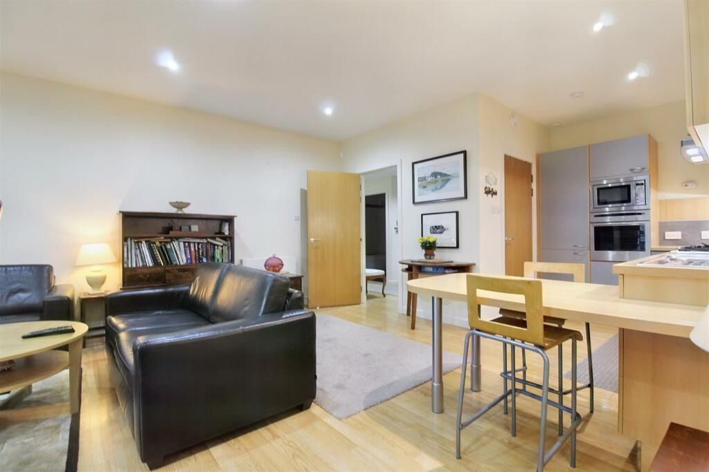 Property photo 1 of 4