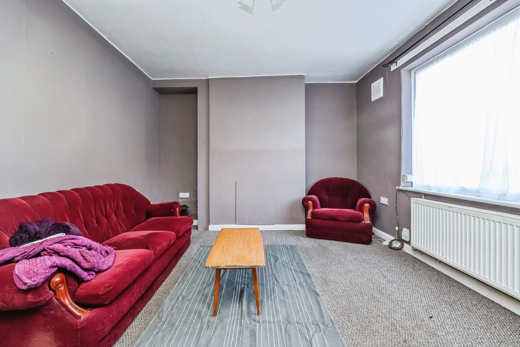 Property photo 3 of 14 Pbox-Img.Jpg