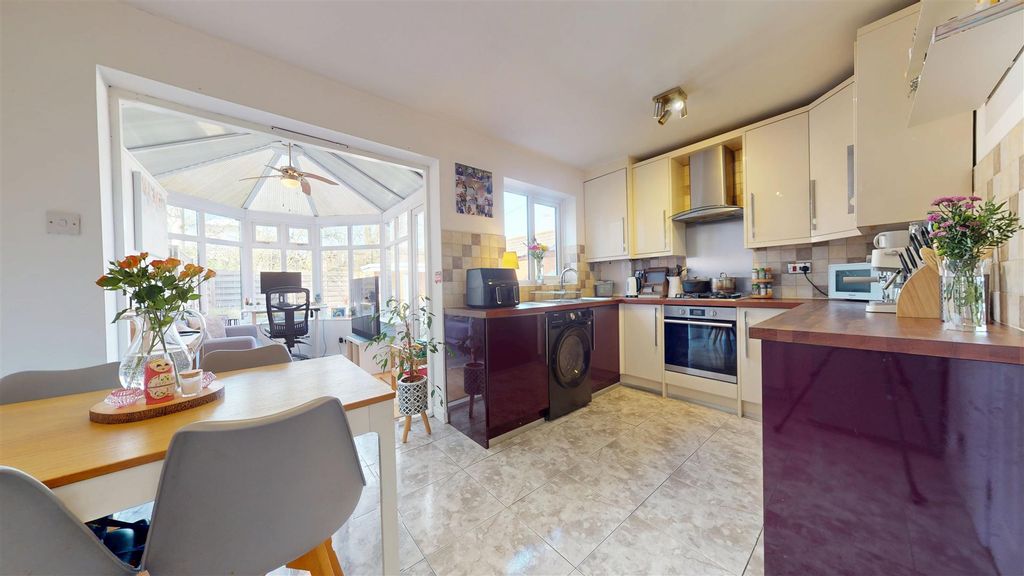 Property photo 3 of 29 Millers Fold Kitchen