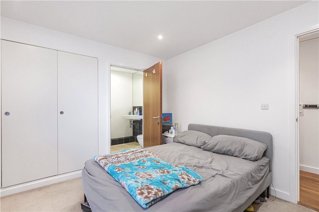 Property photo 3 of 20 Bedroom