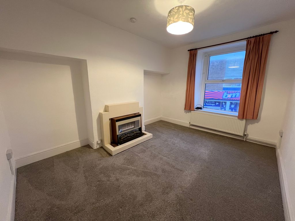 Property photo 2 of 16 Living Room Porthcawl Cf36