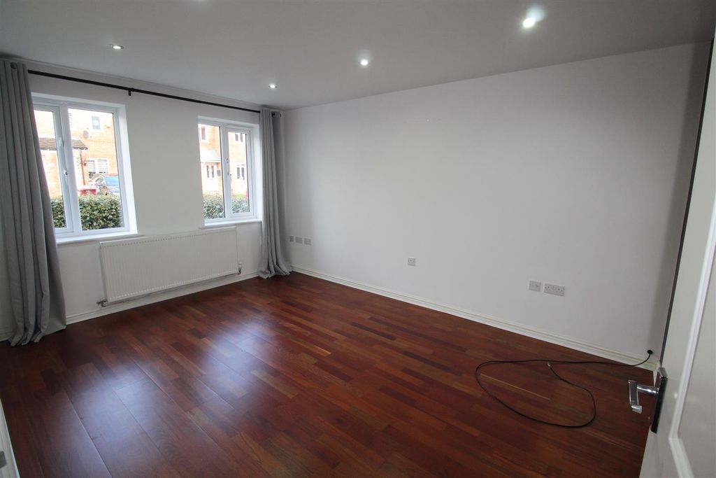 Property photo 2 of 13 Img_6624.Jpg