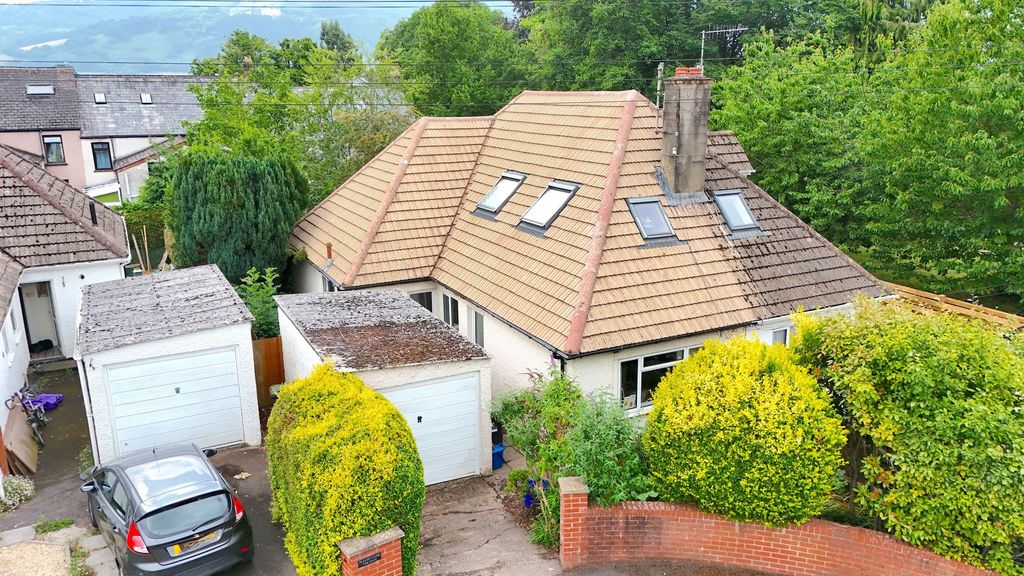 Property photo 1 of 27