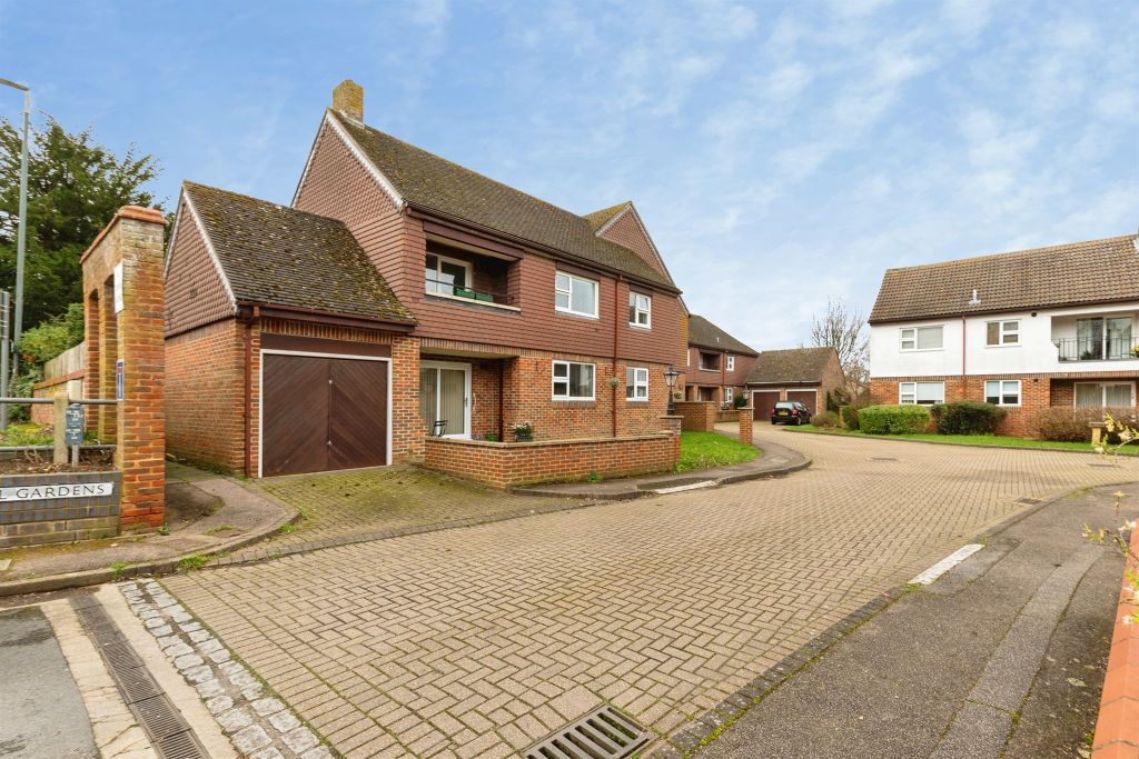 Additional image 20 of 2 bed flat for saleRiddell Gardens, Baldock SG7