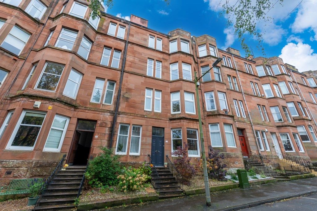 Property photo 1 of 15 2 Bedroom Flat For Sale