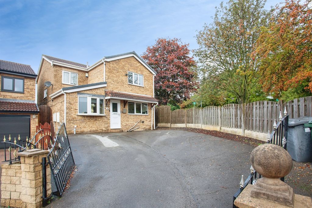 Property photo 1 of 28