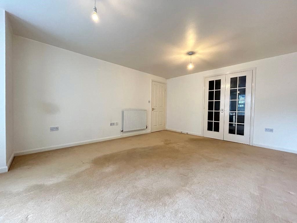 Property photo 3 of 7 Lounge