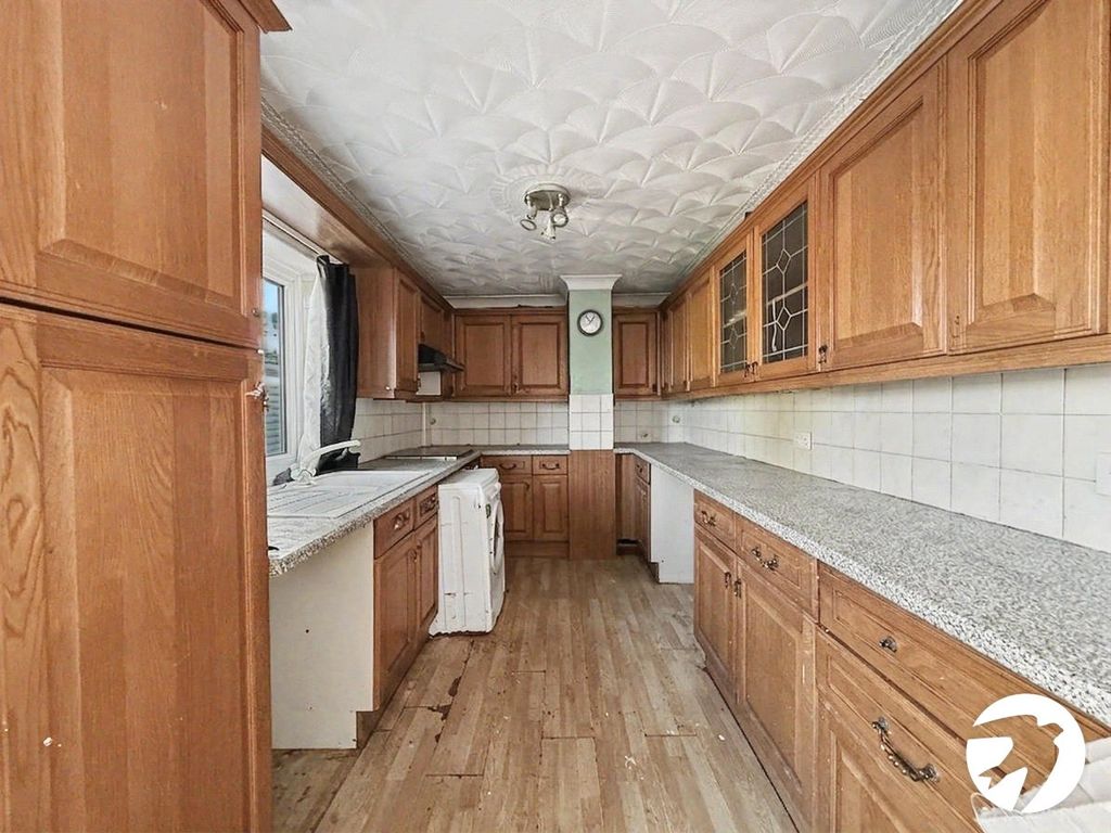 Property photo 2 of 11 Picture No. 23