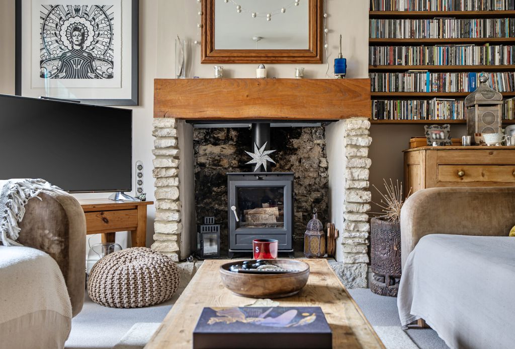 Property photo 3 of 24 Wood Burner