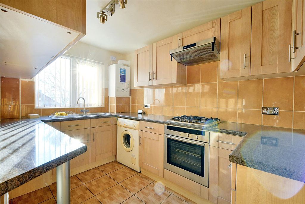 Property photo 2 of 6 2. Kitchen 1.Jpg