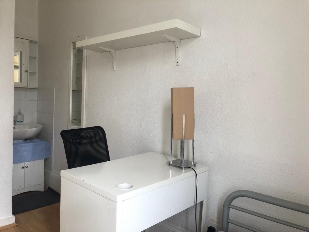 Property photo 2 of 3