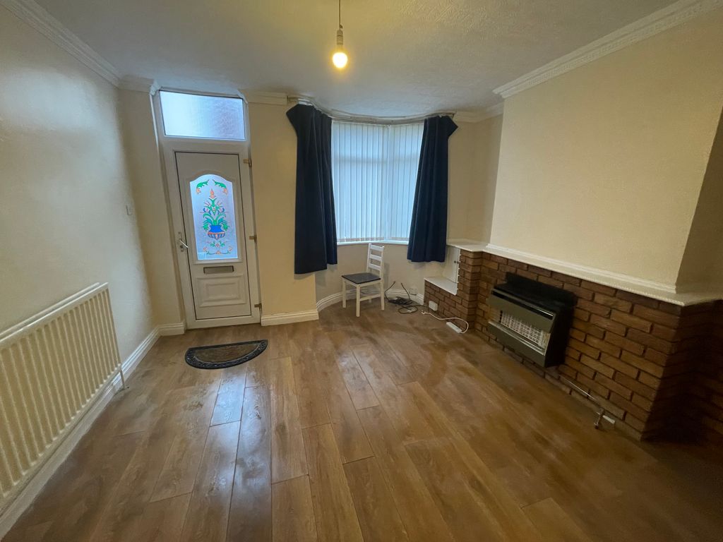 Property photo 2 of 9 Living Room