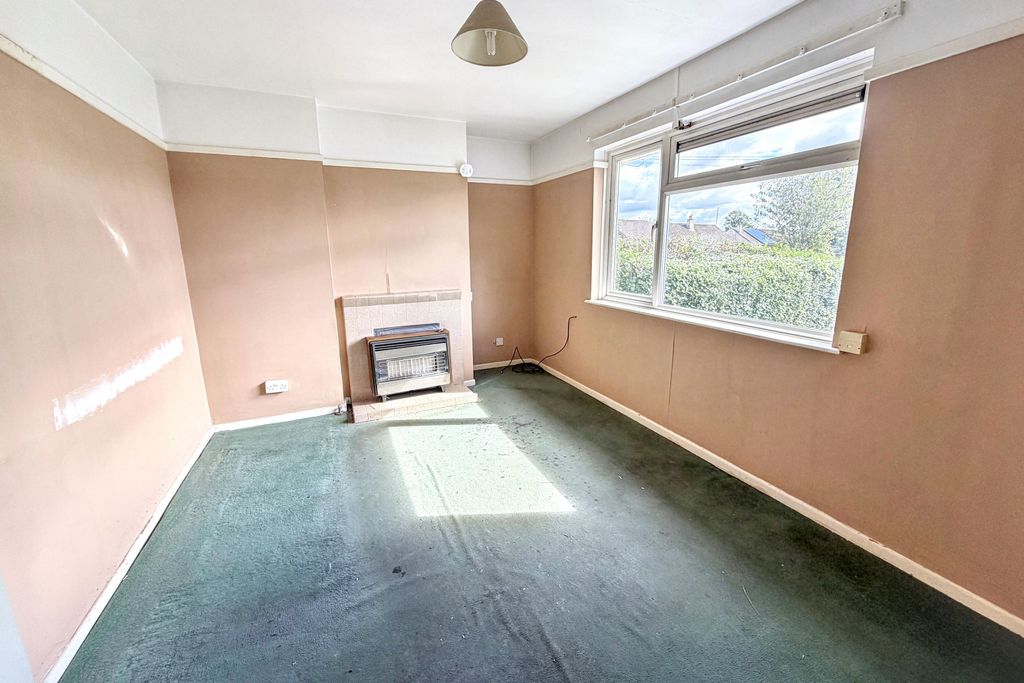 Property photo 2 of 14 38 Allington Way, Chippenham, Wiltshire, Sn14 0Jt