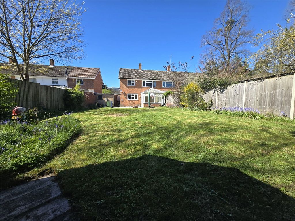 Property photo 2 of 11 Picture No. 14