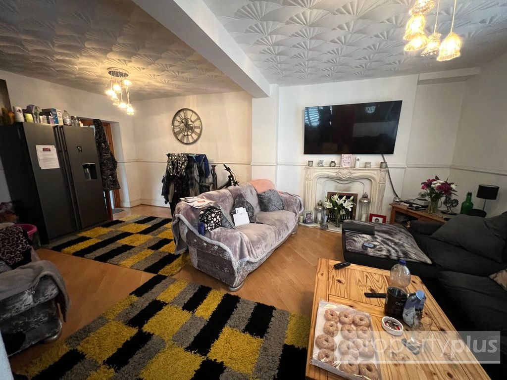 Property photo 3 of 10 Picture No. 09