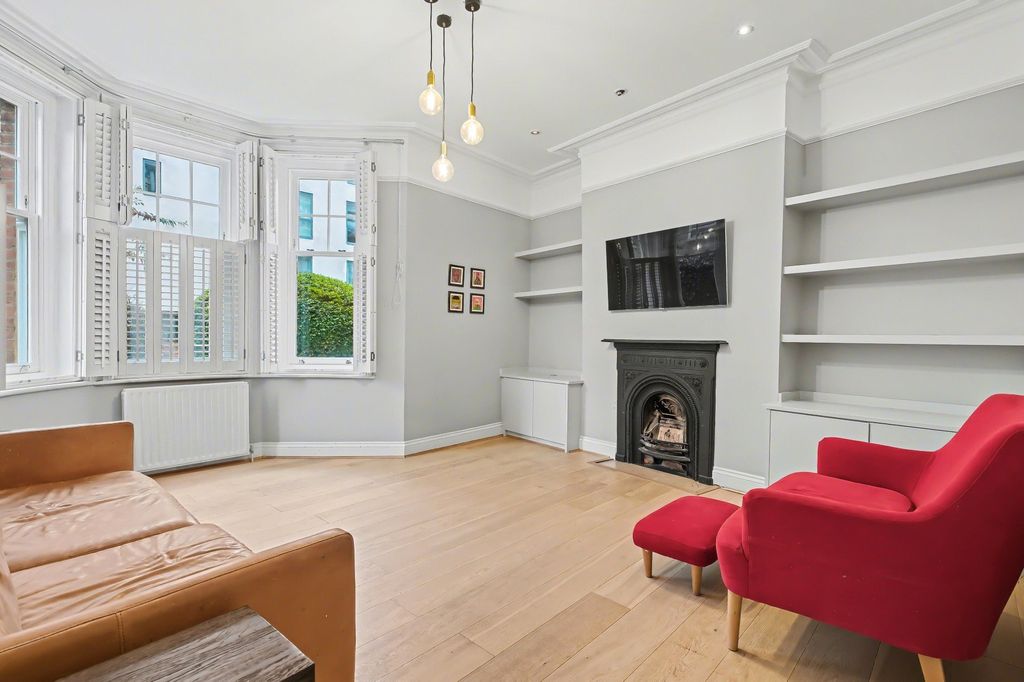 Property photo 2 of 12 Picture No. 19