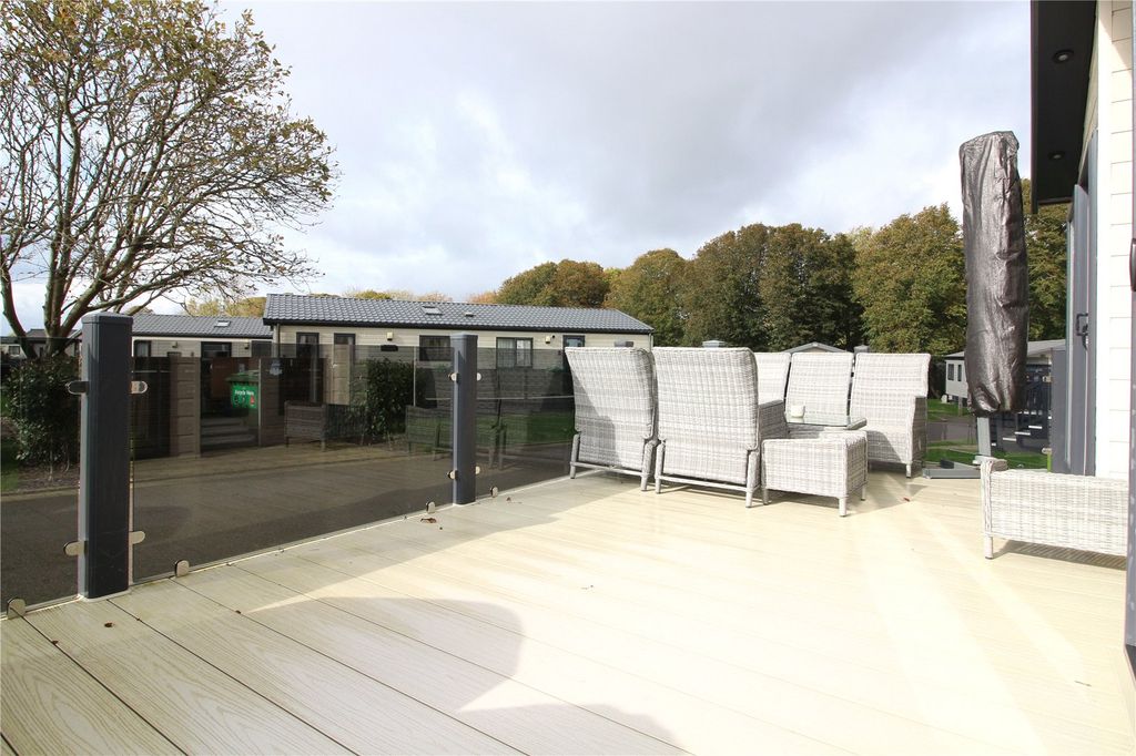 Property photo 2 of 13 Picture No. 02