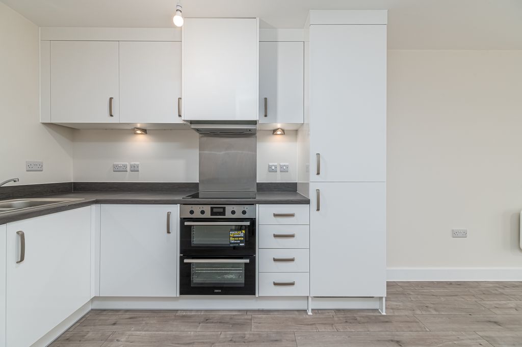 Property photo 1 of 31 Image