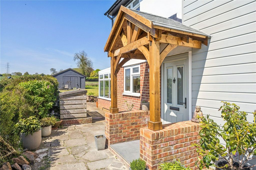 Property photo 2 of 30 Picture No. 05
