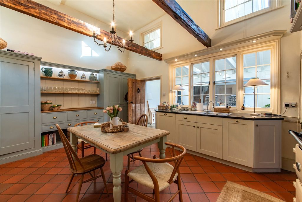 Additional image 17 of 5 bed terraced house for saleBridge Street, Hungerford, Berkshire RG17