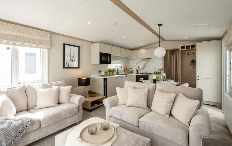 Property photo 1 of 16 Dmc 200825 Victory 53 Web 1 802x505 F50 50