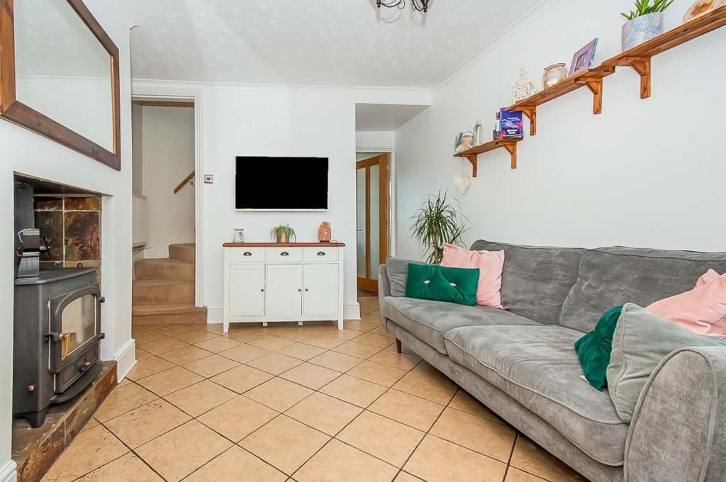 Property photo 2 of 13 Photo 1