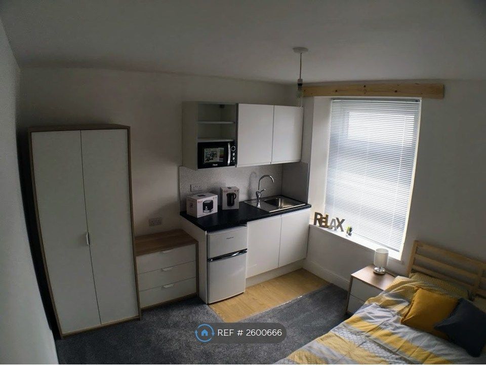 Property photo 1 of 4