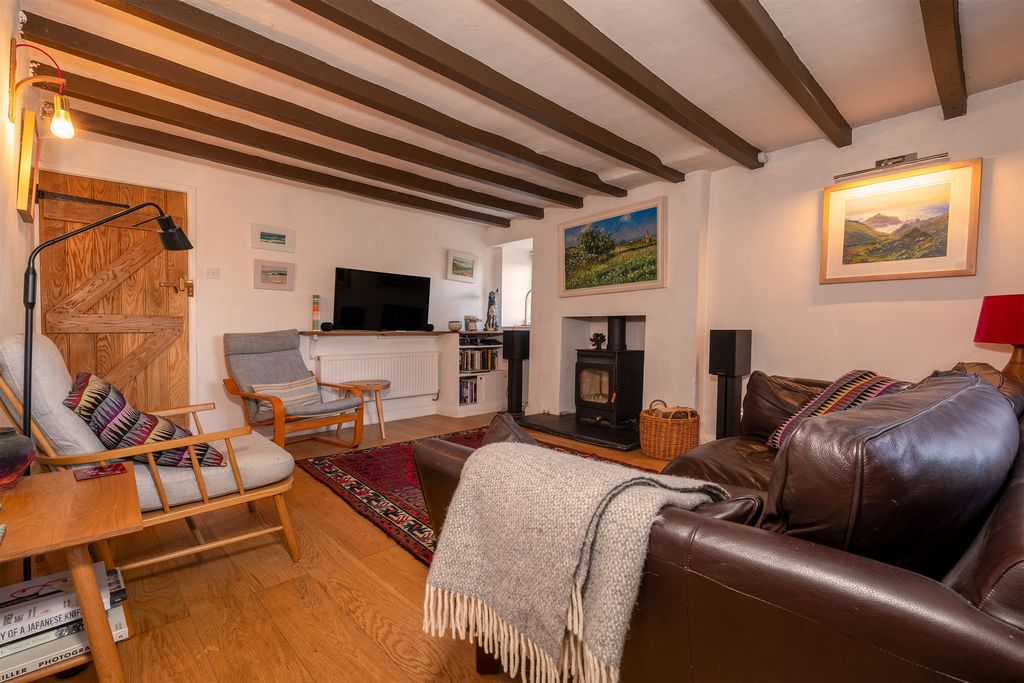 Property photo 3 of 14