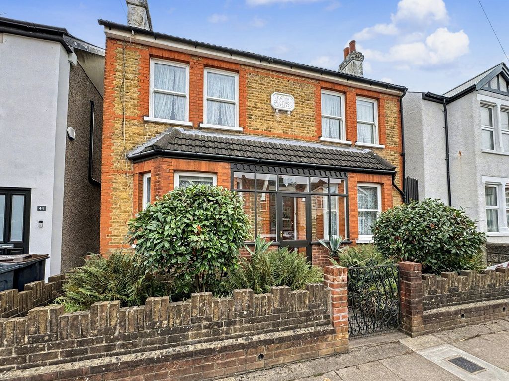 Property photo 1 of 19