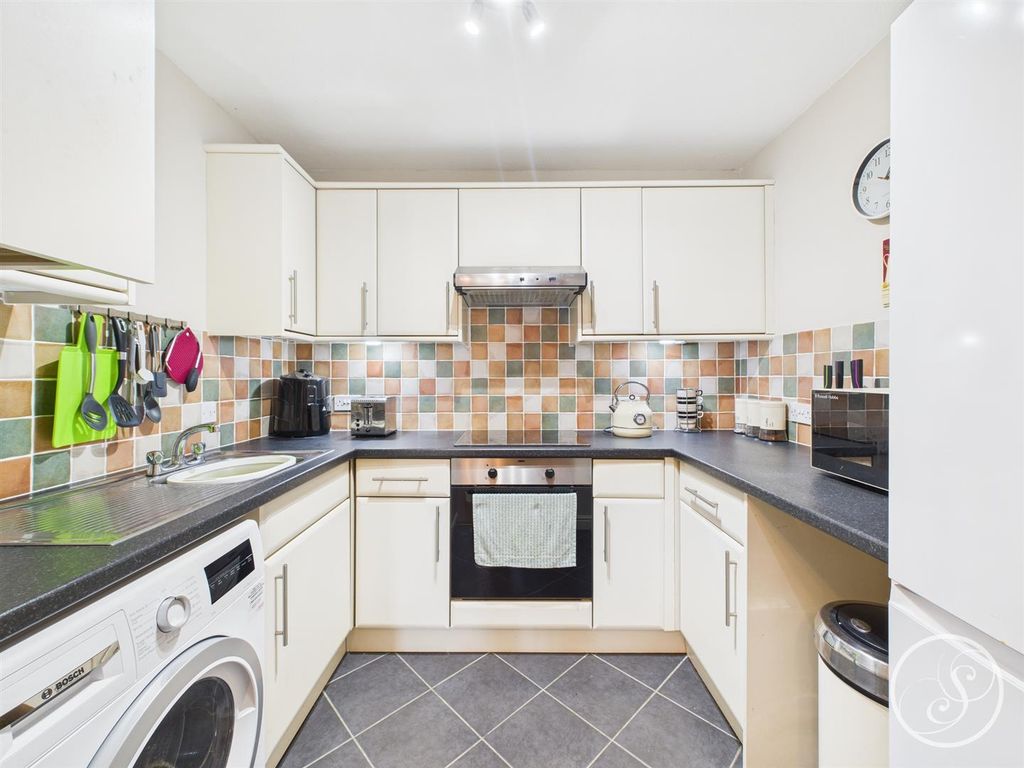 Property photo 3 of 7 Lounge/Kitchen/Diner