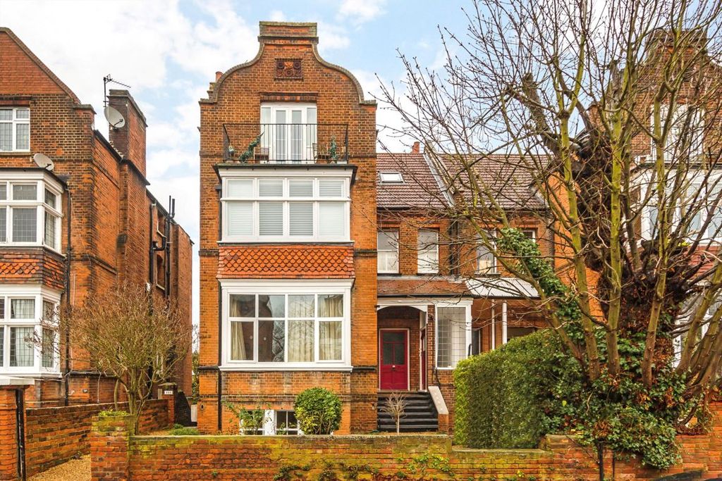 Property photo 1 of 4