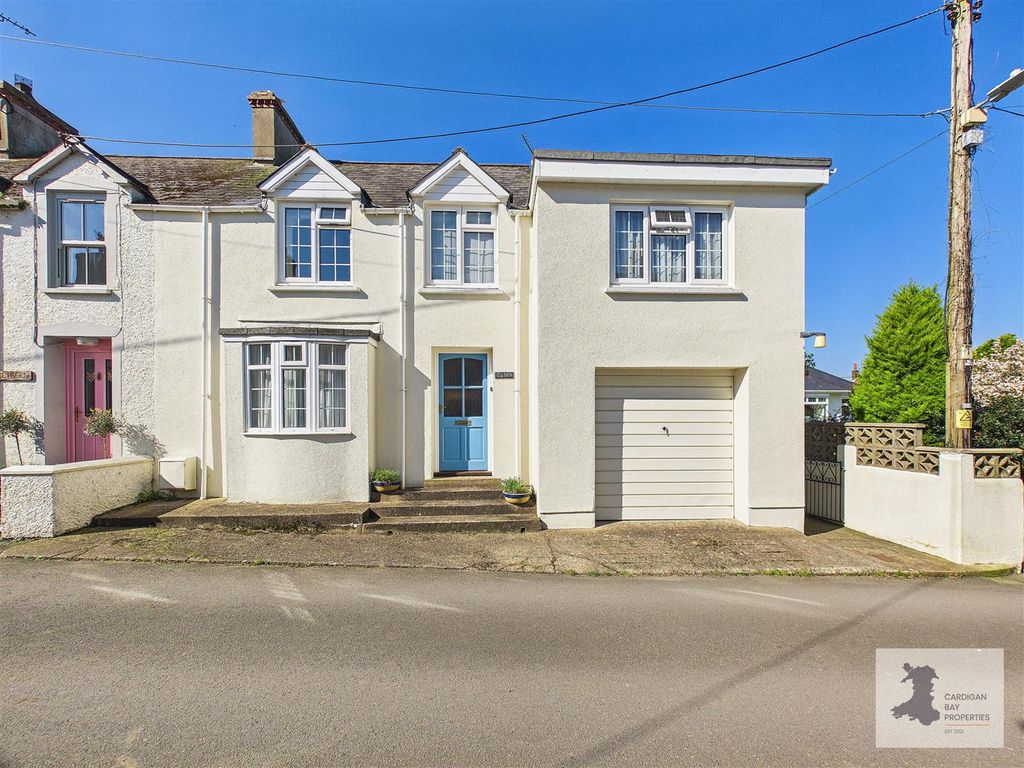 Property photo 2 of 42 Front