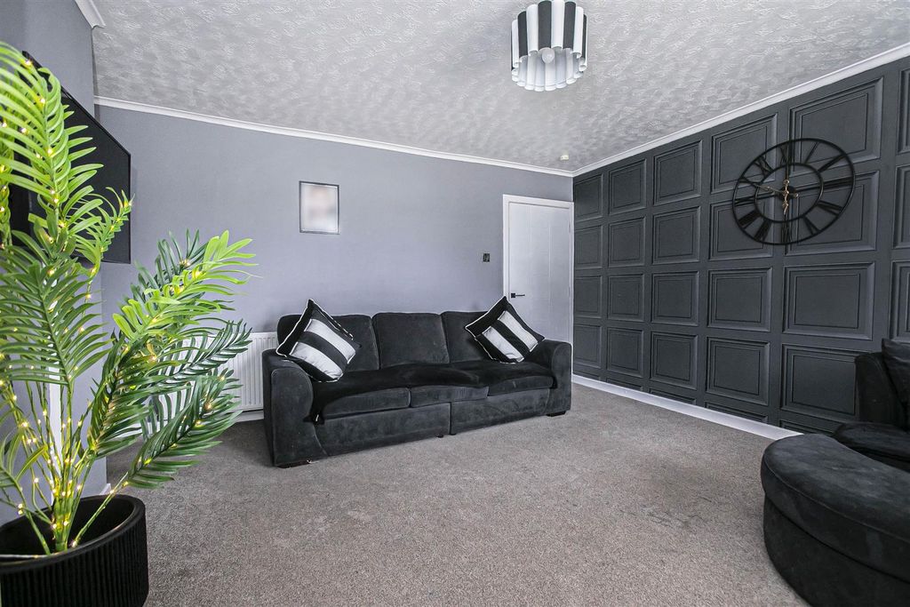 Property photo 3 of 27 7M3A3557.Jpg