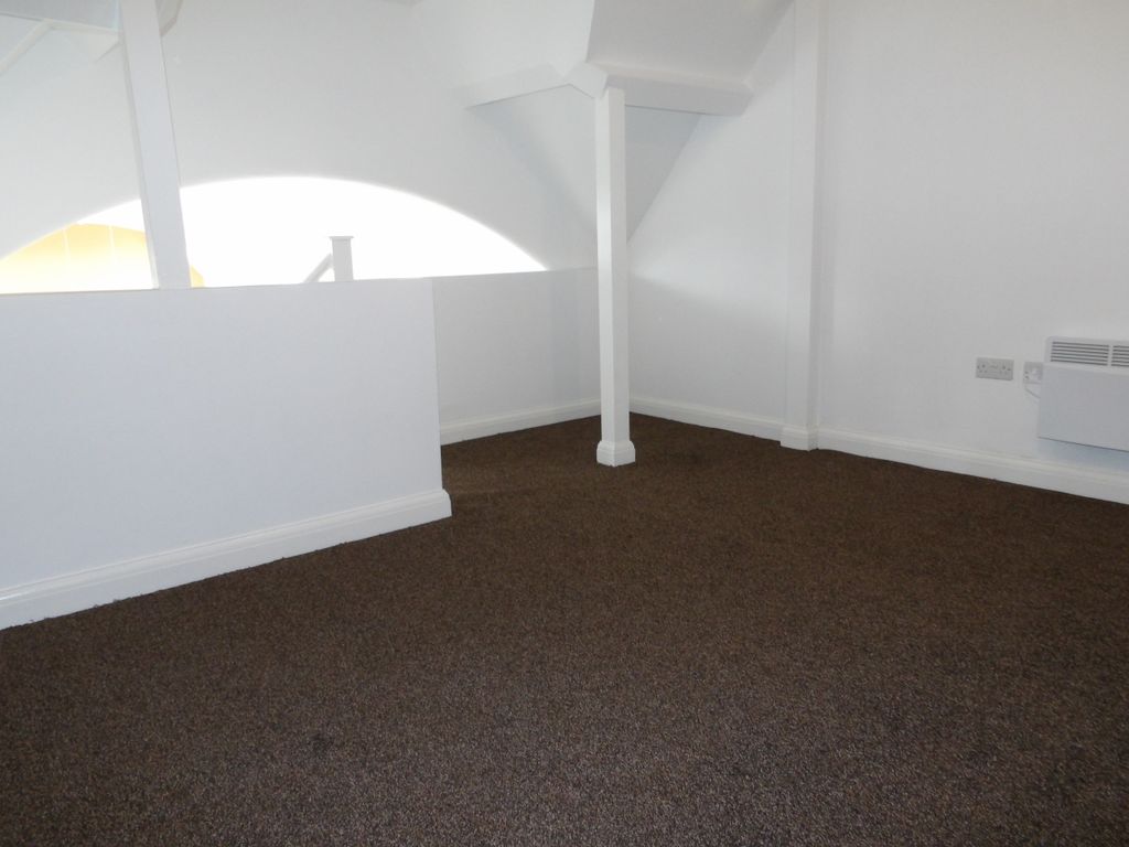Property photo 3 of 4