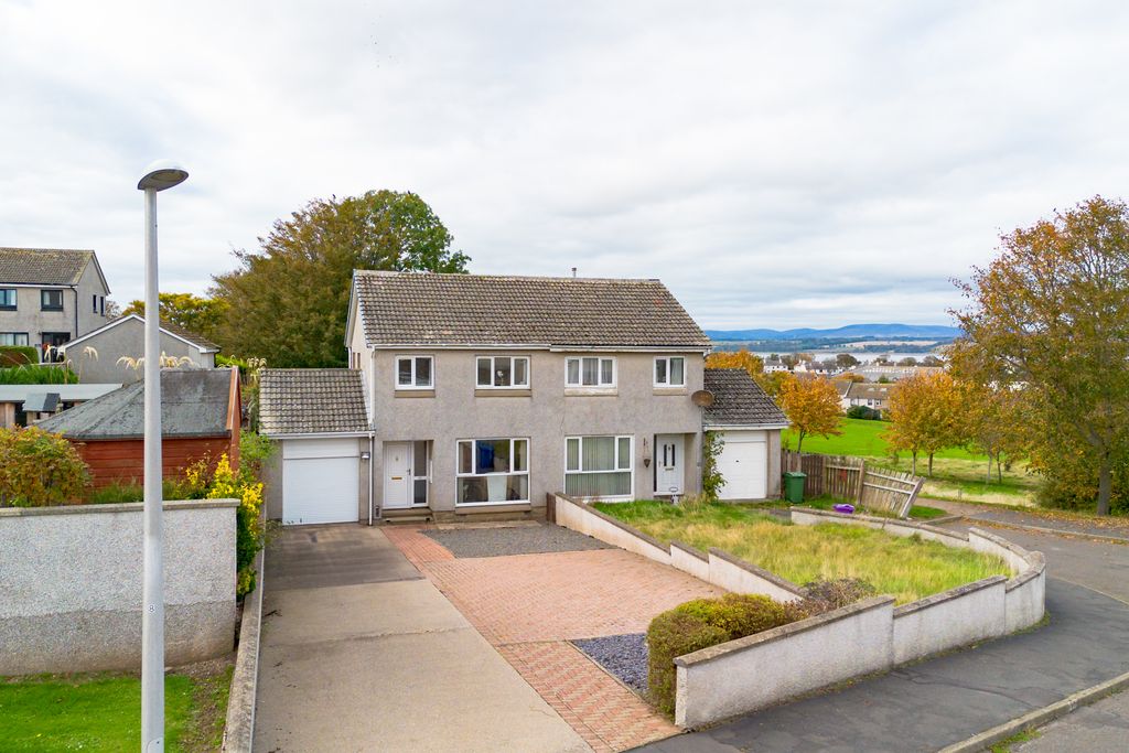 Property photo 1 of 24 Front Exterior