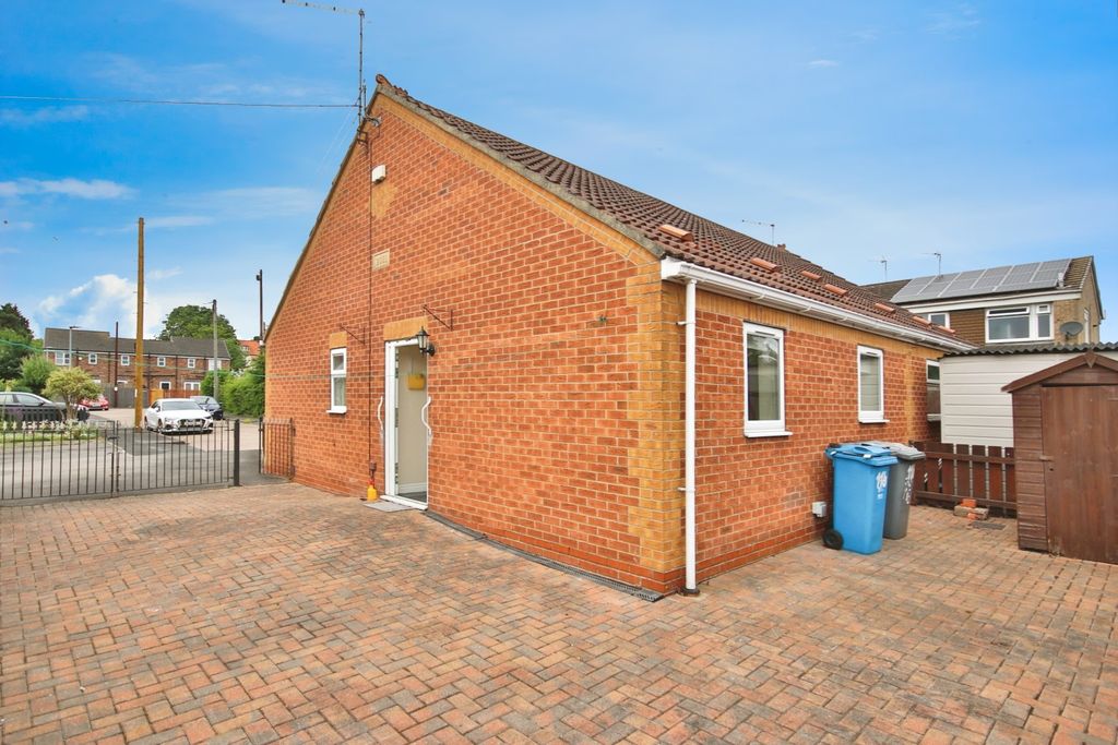 Property photo 1 of 16 4278362