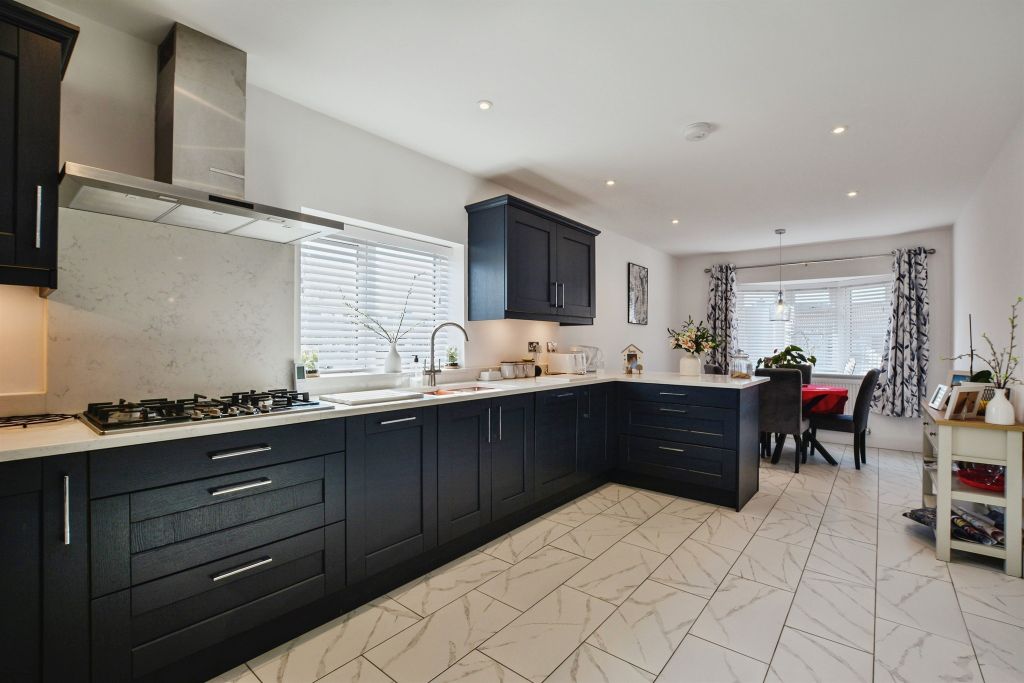 Property photo 2 of 24