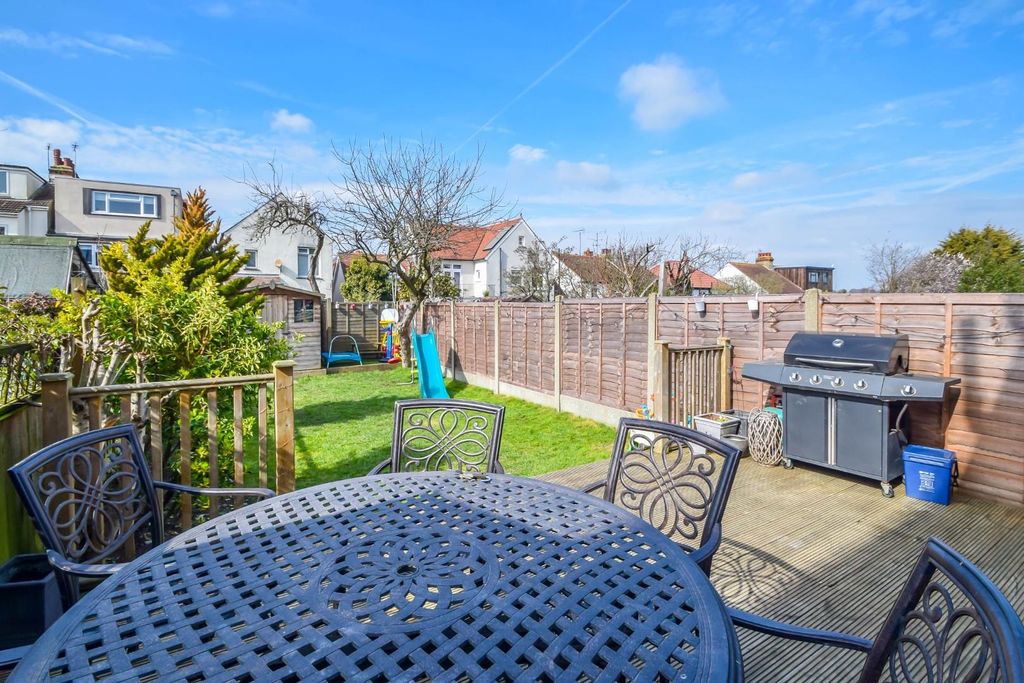 Property photo 3 of 26