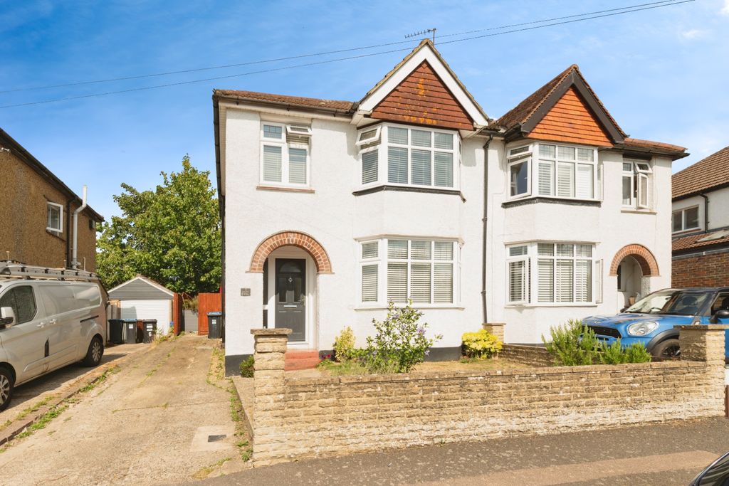Property photo 1 of 18