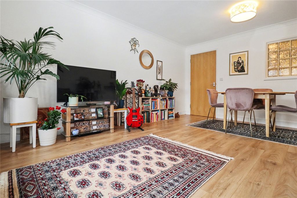 Property photo 3 of 16 Picture No. 04