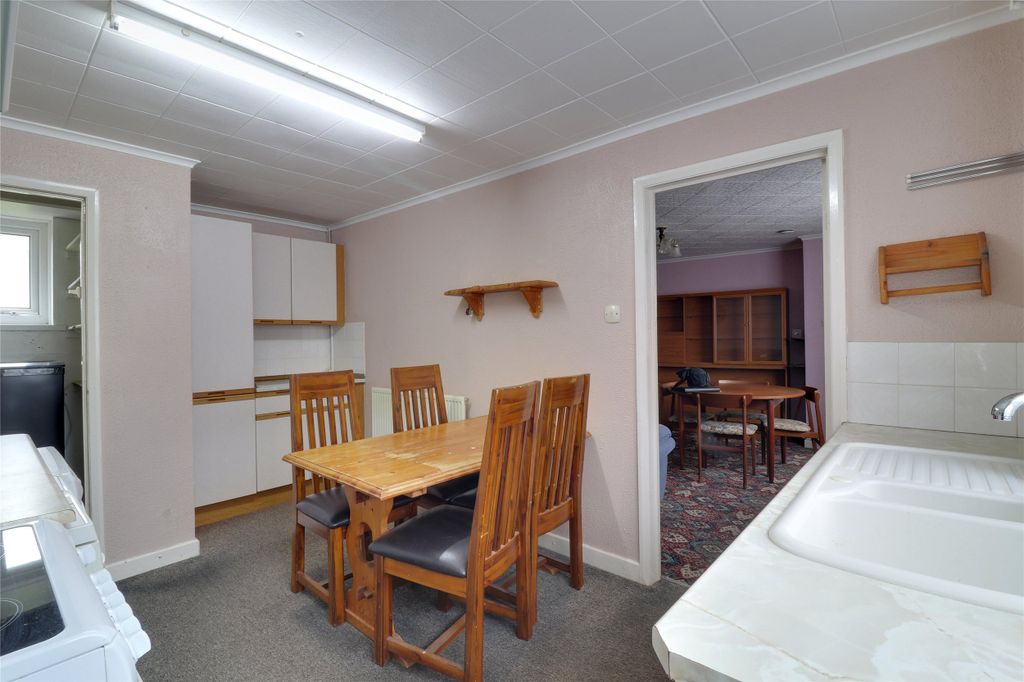 Property photo 3 of 13 3 - Picture No. 02