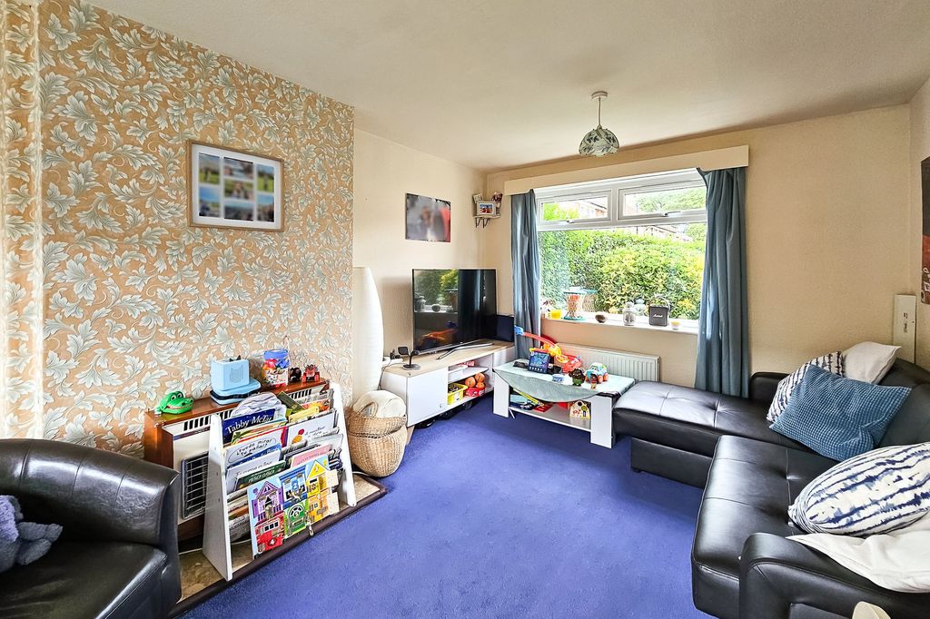 Property photo 3 of 15