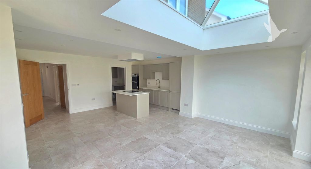Property photo 3 of 18 36130.Jpg